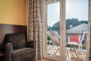 Standard Double Room | Premium bedding, memory foam beds, individually furnished, desk