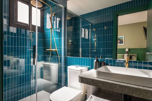 Single Room | Bathroom