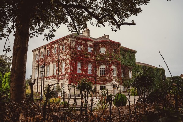 Exterior - Aston Hall Hotel, BW Signature Collection (Sheffield)