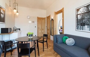 Apartment, 1 Bedroom | Living area