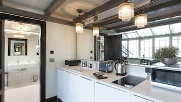 Departamento, 1 habitación | Área de sala de estar | Televisión