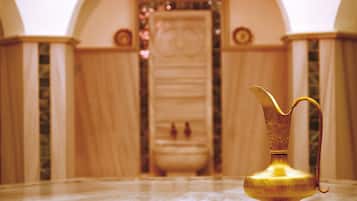 Een Turks bad/hammam, lichaamsbehandelingen, aromatherapie