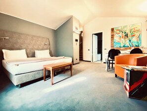 Deluxe Room | Memory foam beds, minibar, in-room safe, individually decorated