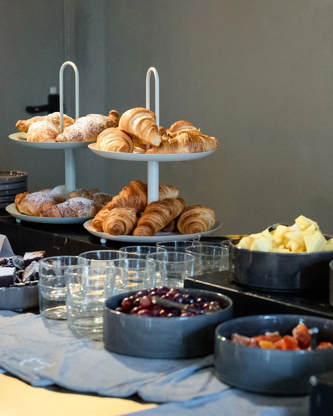 Desayuno a la carta todos los días (con cargo)