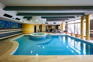 Indoor pool, seasonal outdoor pool, sun loungers