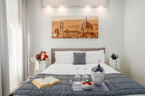 Superior Double Room | Egyptian cotton sheets, premium bedding, down duvets, memory-foam beds - Hotel Ginori al DUOMO (Florence)