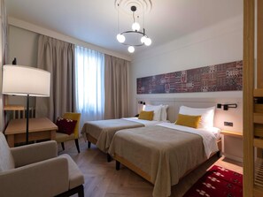 In-room safe, desk, laptop workspace, soundproofing - Mercure Belgrade Excelsior (Belgrade)