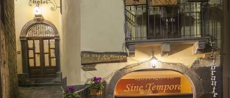 Front of property - evening/night