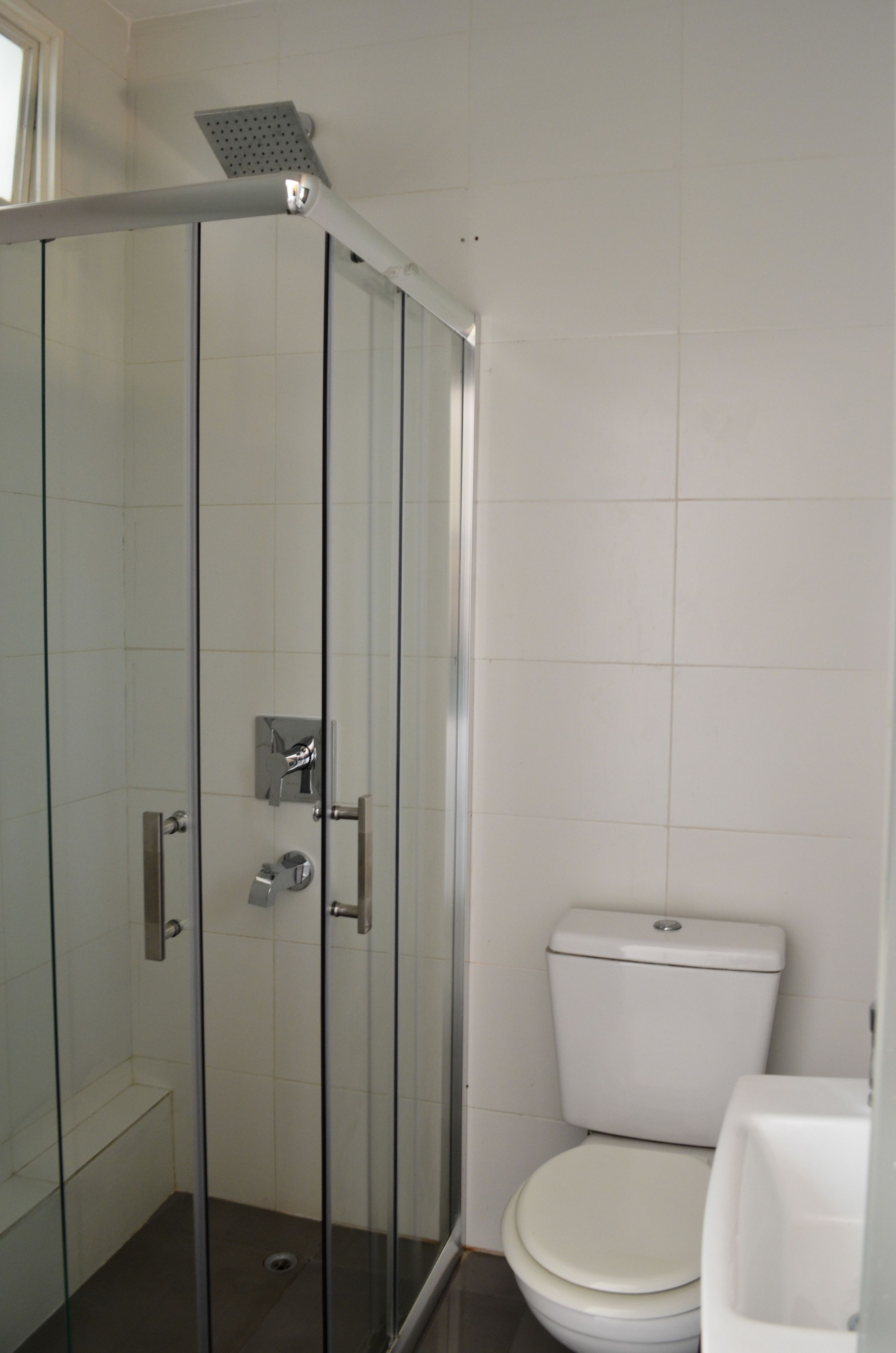 loft | bathroom | free toiletries, hair dryer, bidet, towels