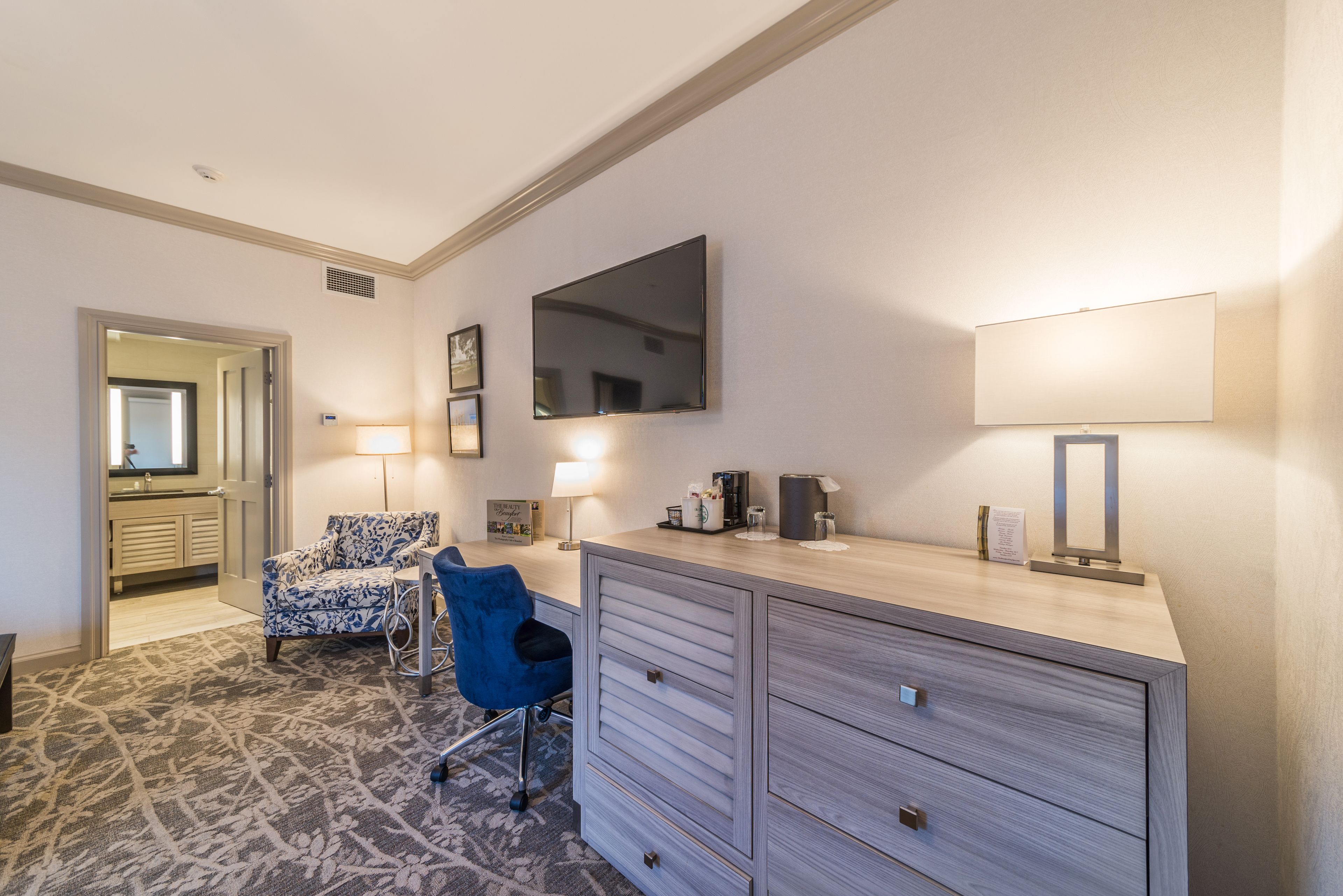 1 bedroom, premium bedding, individually decorated