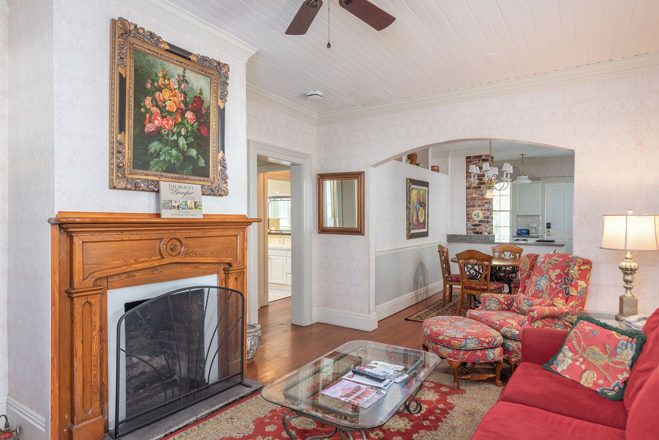 Ferienhaus | Wohnbereich | 35-Zoll-Flachbildfernseher mit Kabelempfang, Fernseher