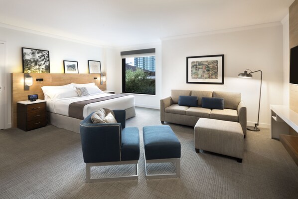 Chambre Exécutive, 1 très grand lit | Literie de qualité supérieure, coffres-forts dans les chambres, bureau