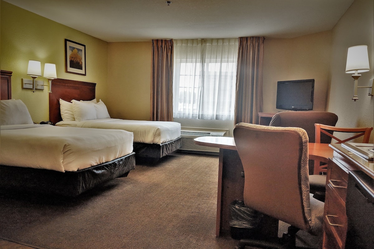 1 bedroom, in-room safe, iron/ironing board, free WiFi