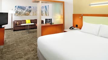 Estudio, 1 cama de matrimonio grande con sofá cama, no fumadores | Colchones con acolchado adicional, caja fuerte, escritorio