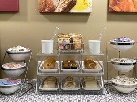Desayuno buffet incluido todos los días 