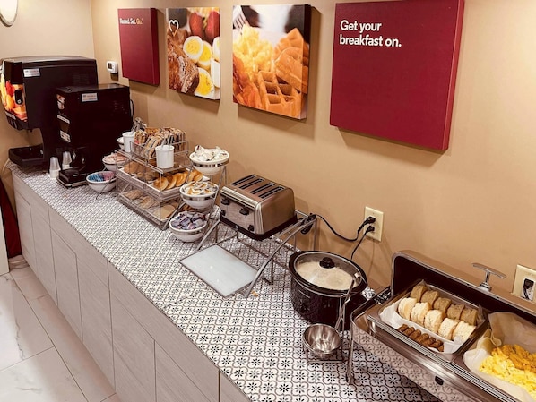 Free daily buffet breakfast