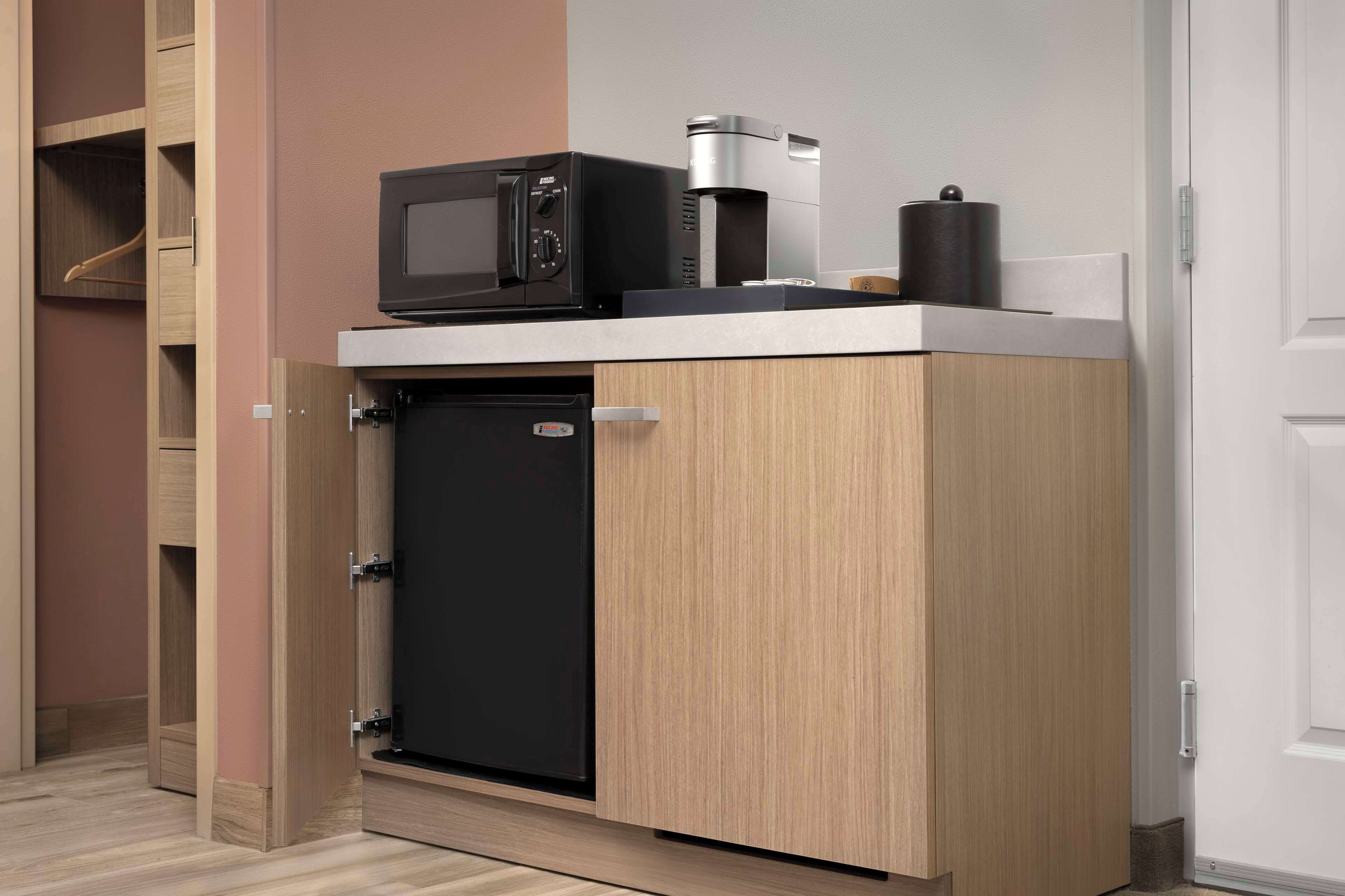 premium bedding, in-room safe, desk, iron/ironing board