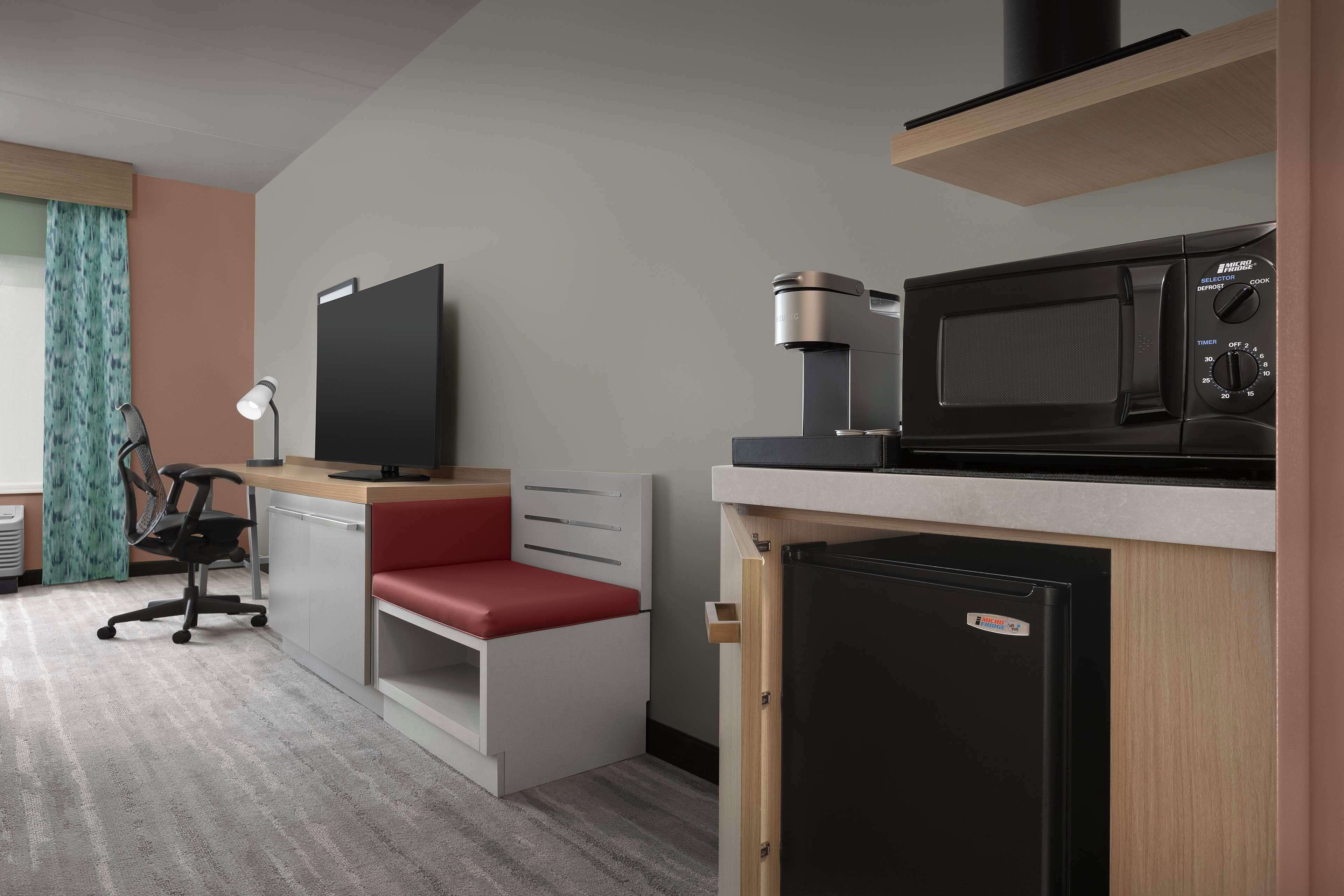 premium bedding, in-room safe, desk, iron/ironing board