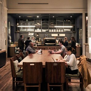 Coffee shop - Emery, Autograph Collection Hotel (Minneapolis)