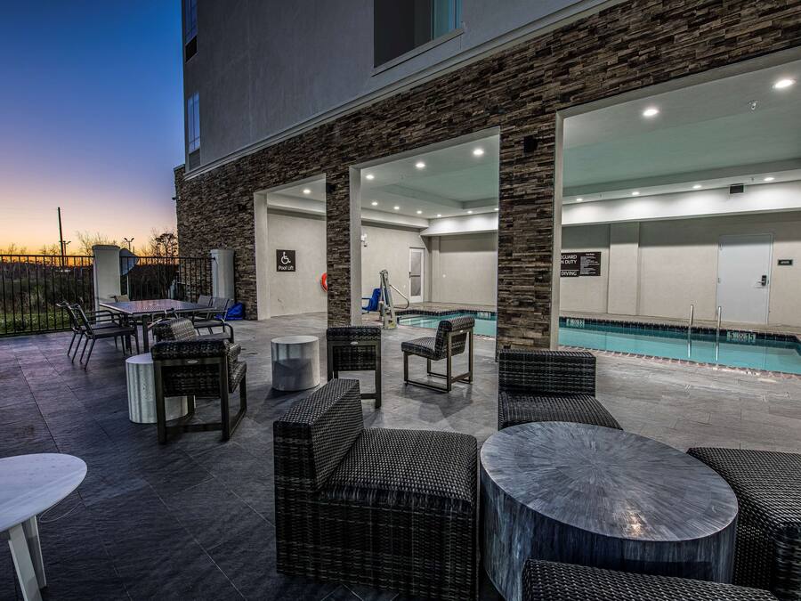 Indoor pool, outdoor pool