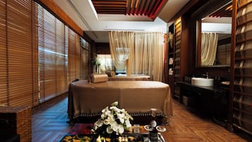 Türkisches Bad/Hamam, Körperbehandlungen, Hydrotherapie, Aromatherapie