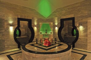 土耳其浴、身體療程、水療、芳香療法、熱石按摩、泰式按摩