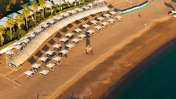 Private beach nearby, beach cabanas, sun-loungers, beach umbrellas