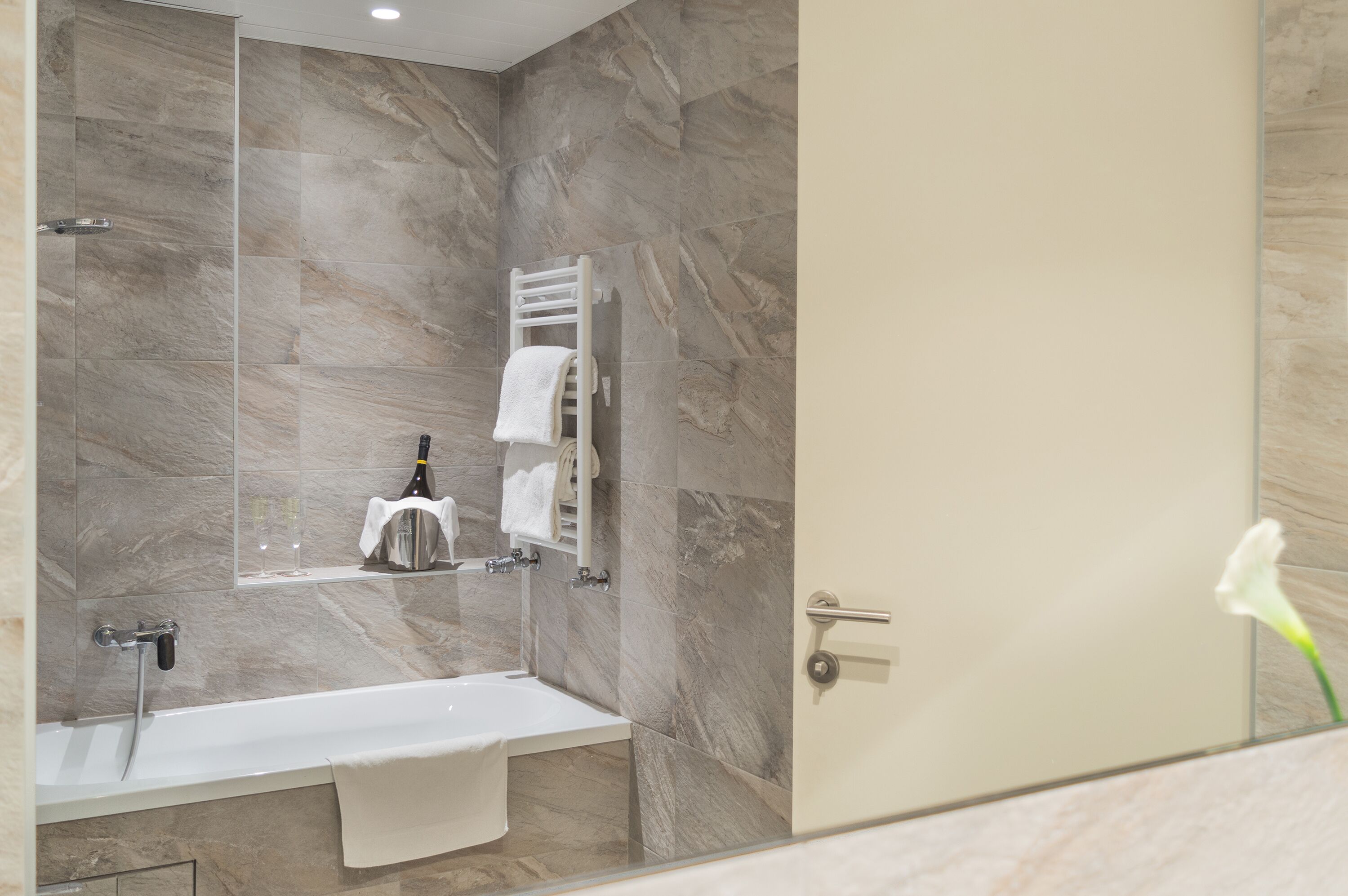 superior double or twin room | bathroom | free toiletries, hair dryer, bidet, towels