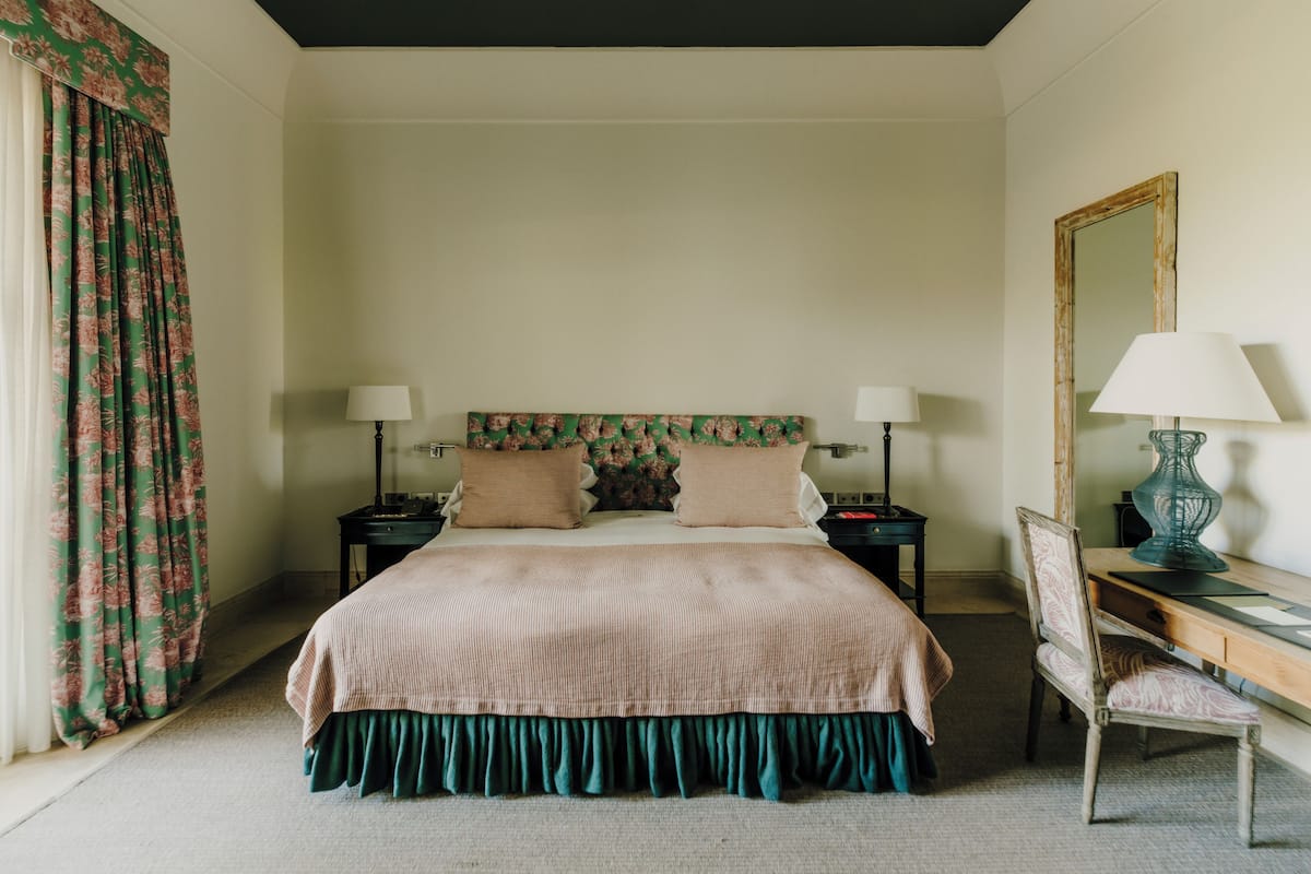 Junior Suite with Spa Access