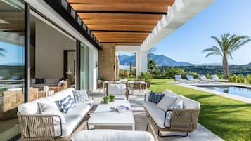 Luxe villa, 6 slaapkamers | Divers