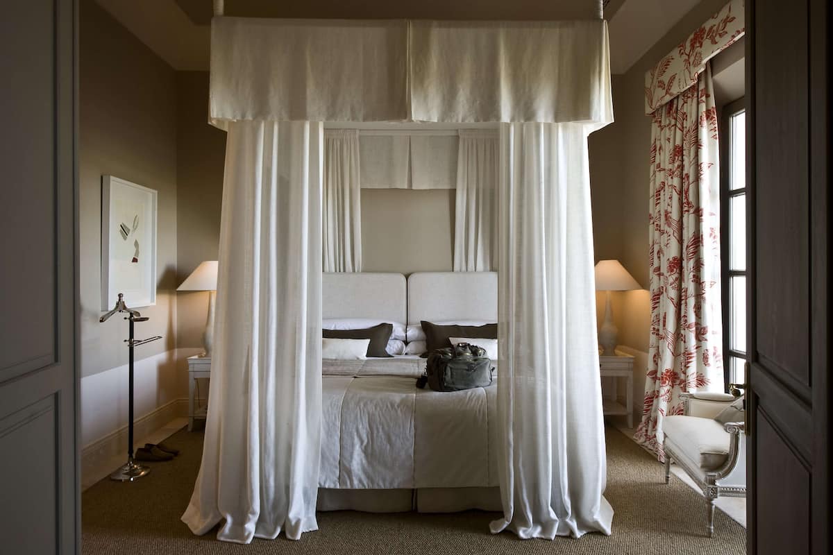 Suite with Garden View and Spa Access | 5 chambres, minibar, coffres-forts dans les chambres, bureau