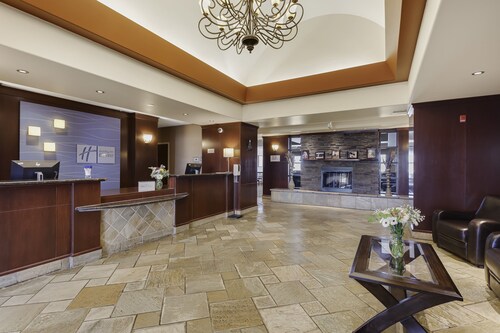 Holiday Inn Express & Suites Slave Lake by IHG