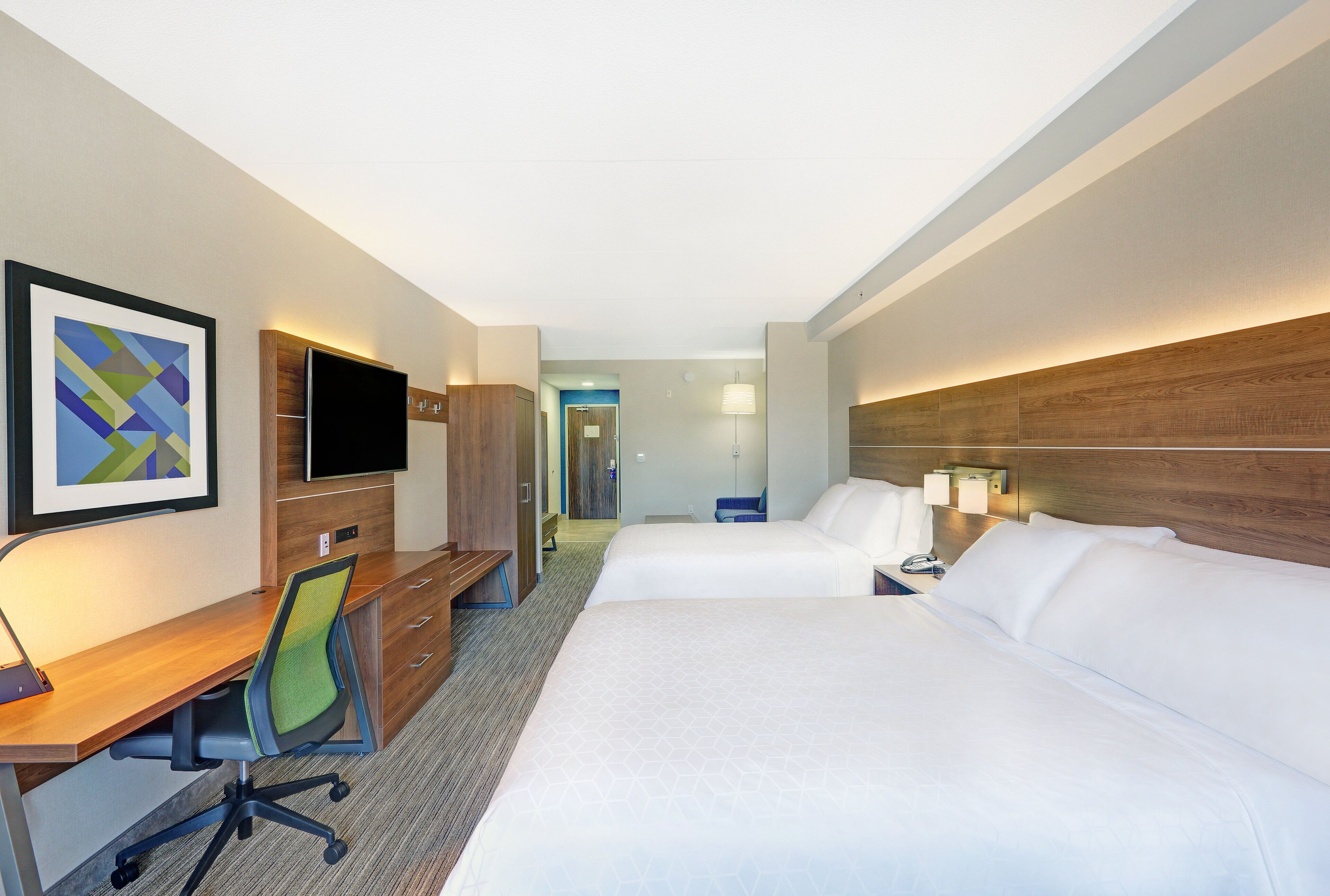 1 bedroom, premium bedding, pillow-top beds, in-room safe