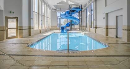 Holiday Inn Express & Suites Woodstock South by IHG