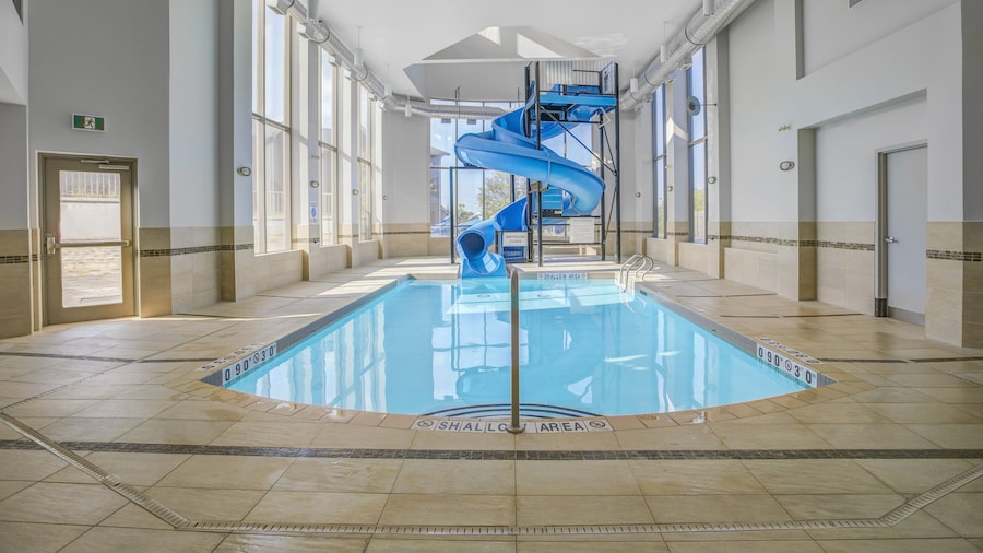 Holiday Inn Express & Suites Woodstock South by IHG