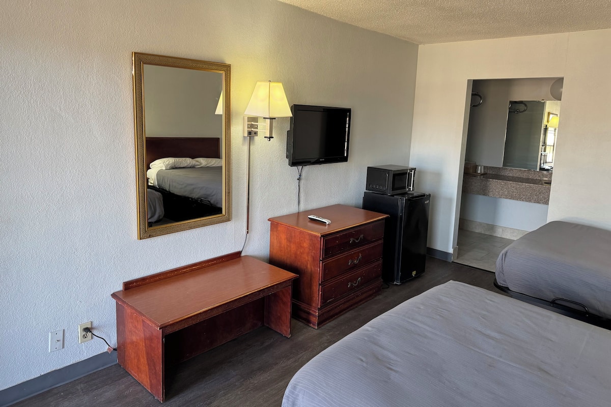 Desk, free WiFi, bed sheets