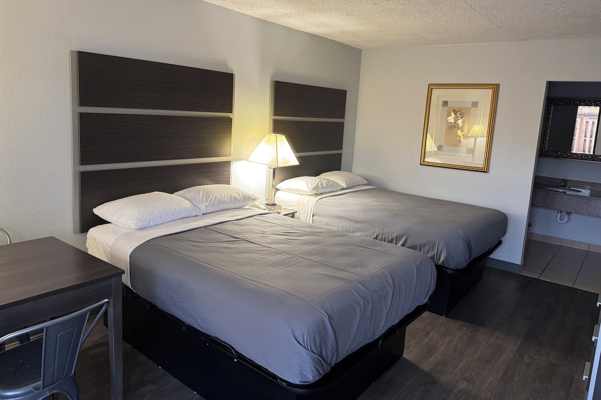 Desk, free WiFi, bed sheets