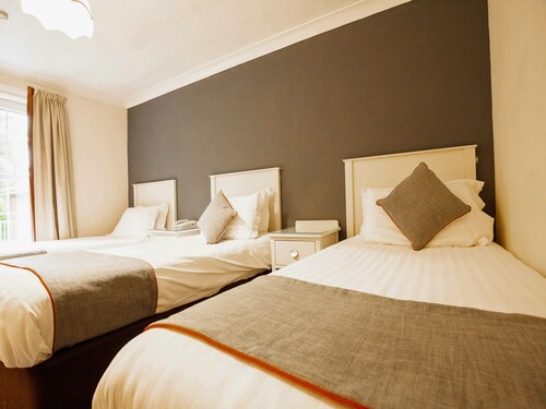 The Gables Hotel