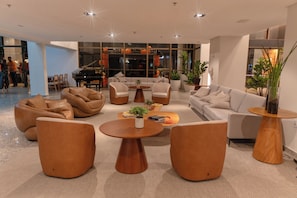 Sảnh tiếp tân