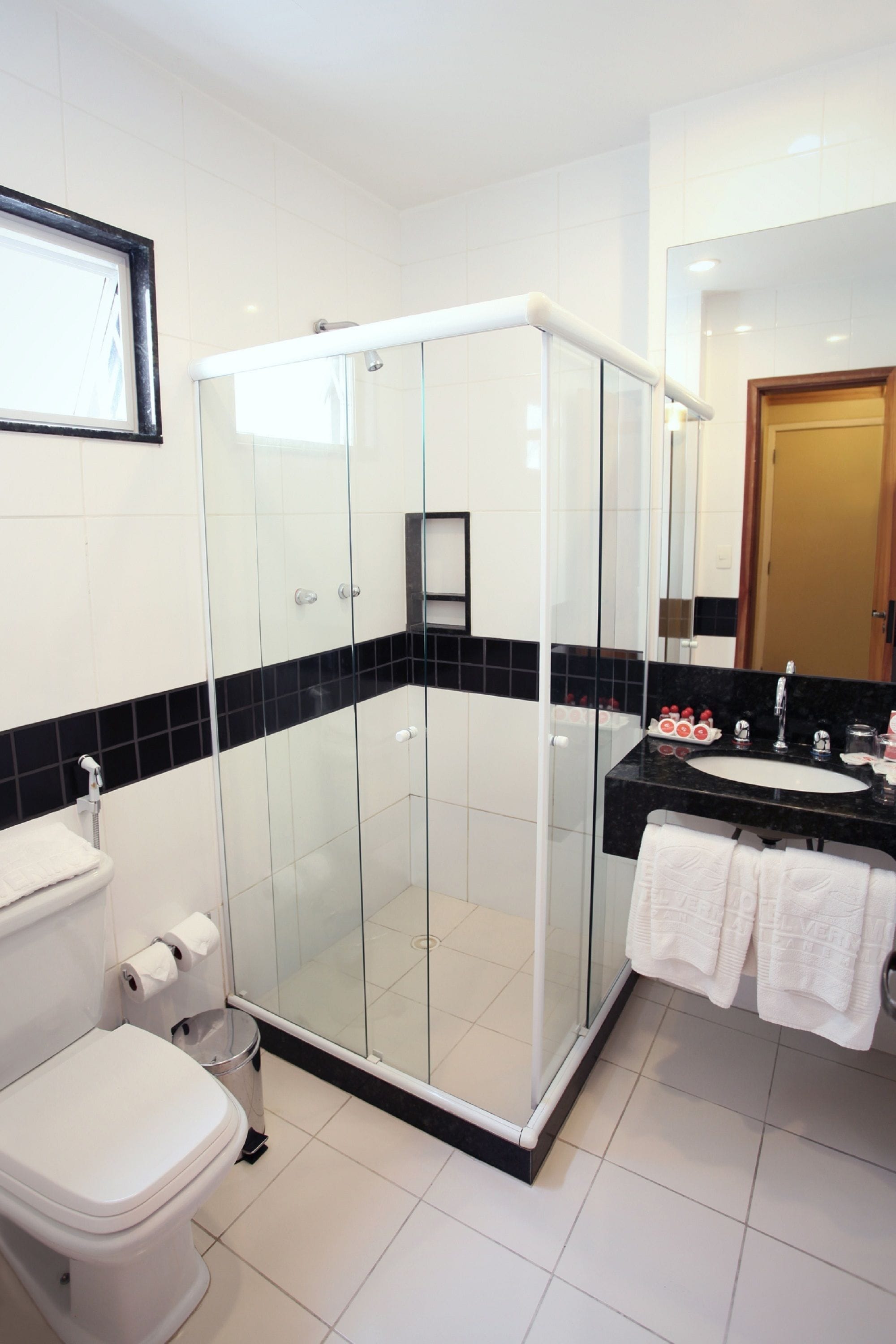 shower, free toiletries, hair dryer, towels