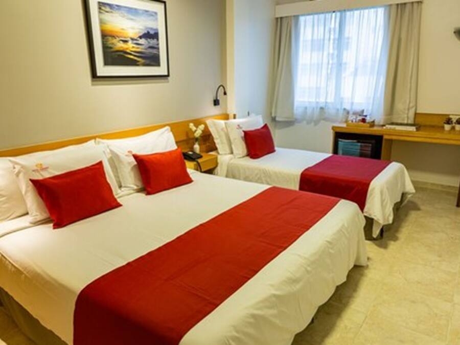 Tremannsrom – superior, 3 enkeltsenger | Allergitestet sengetøy, minibar, safe på rommet og lydisolert