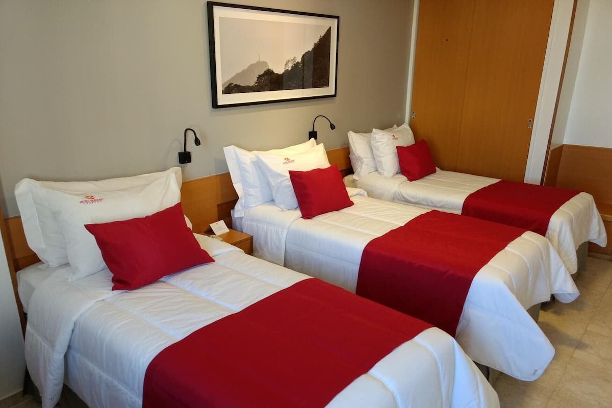 Ropa de cama hipoalergénica y minibar