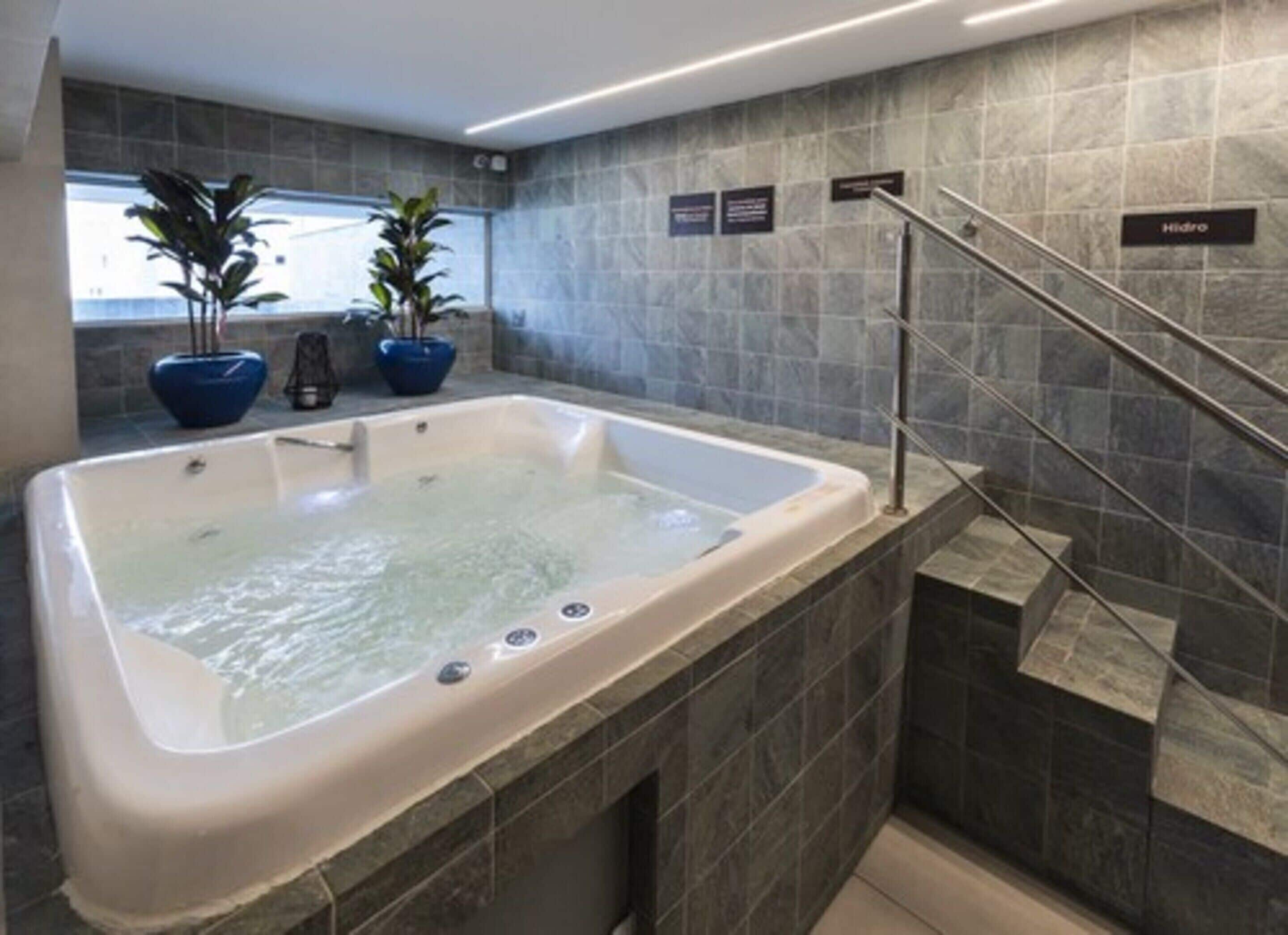 jetted bathtub