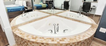 哥倫布南格羅夫城旅行酒店