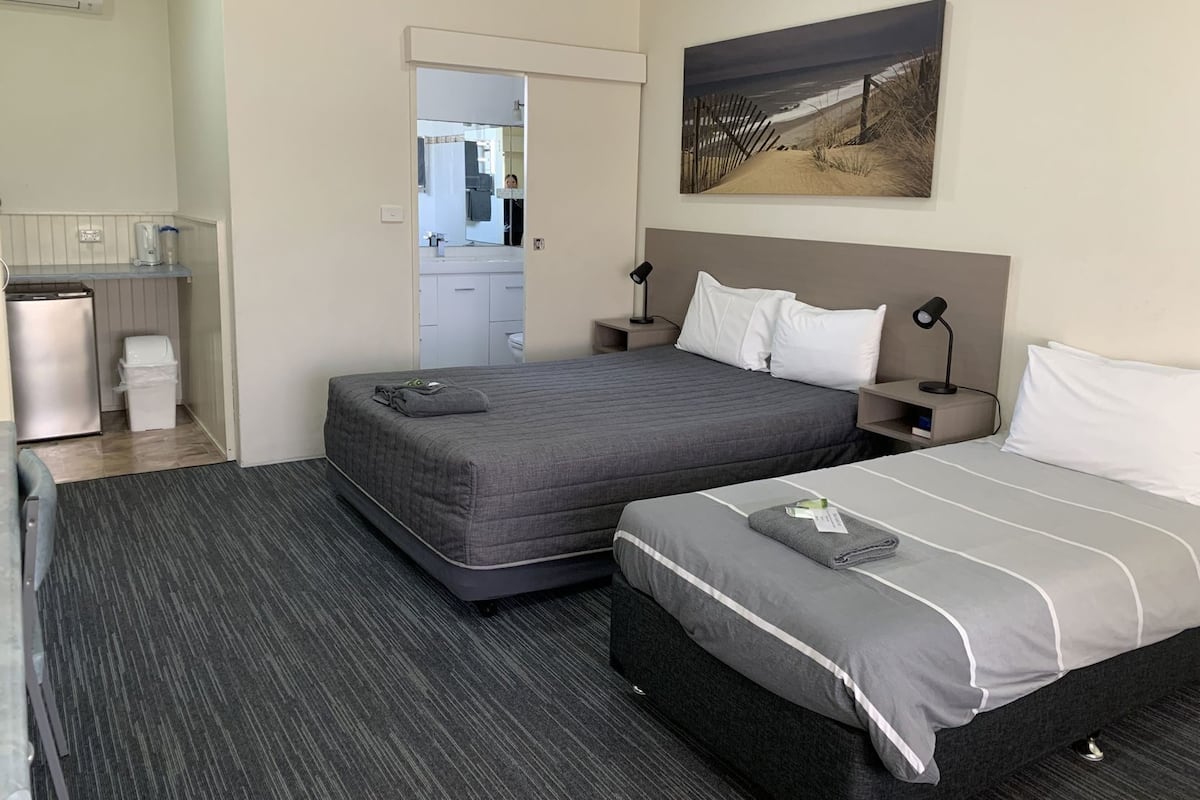 Desk, blackout curtains, iron/ironing board, free WiFi