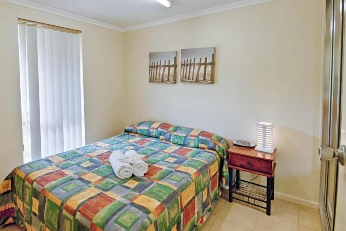 Desk, blackout curtains, iron/ironing board, free WiFi