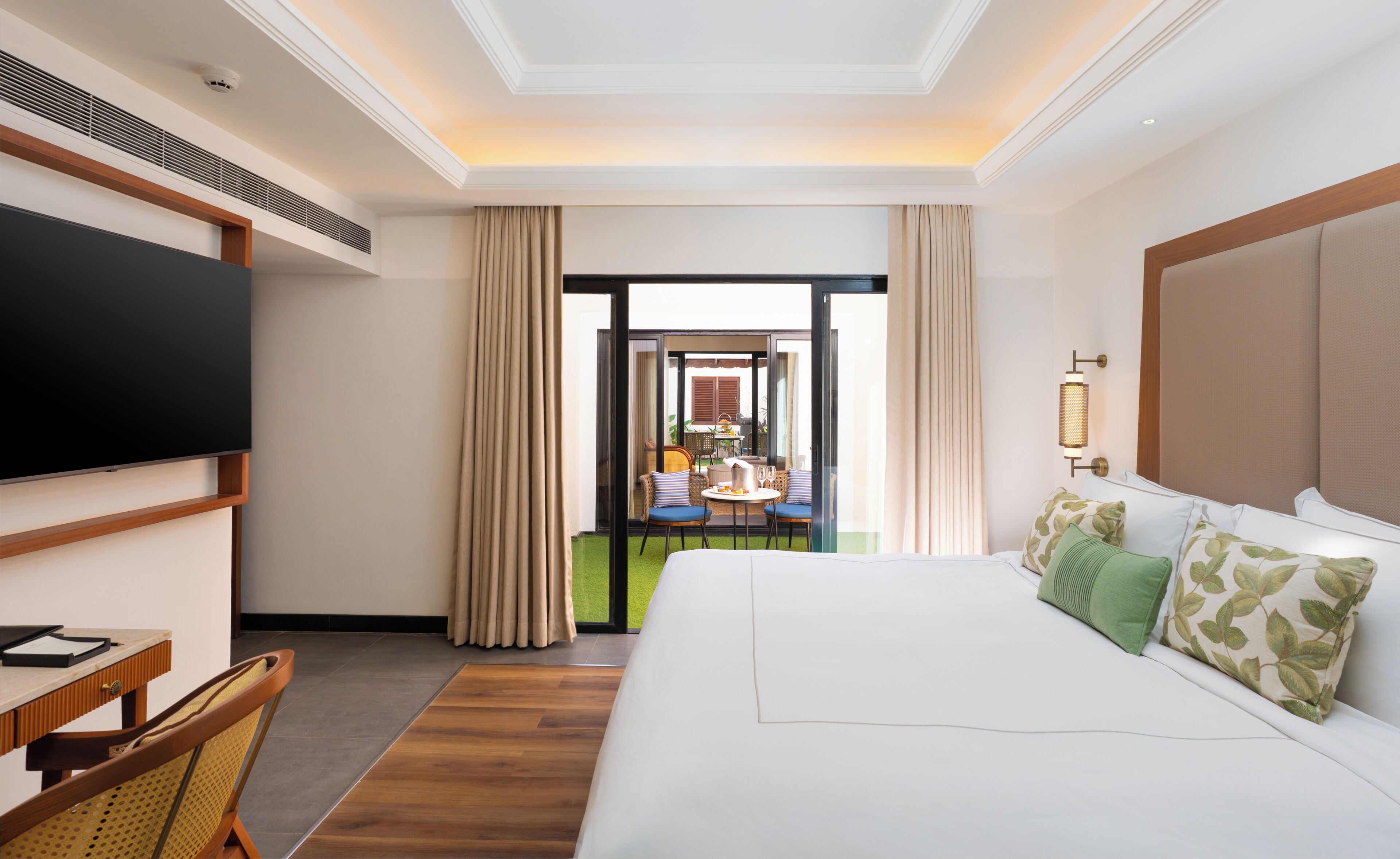 Deluxe Villa | Egyptian cotton sheets, premium bedding, minibar, in-room safe