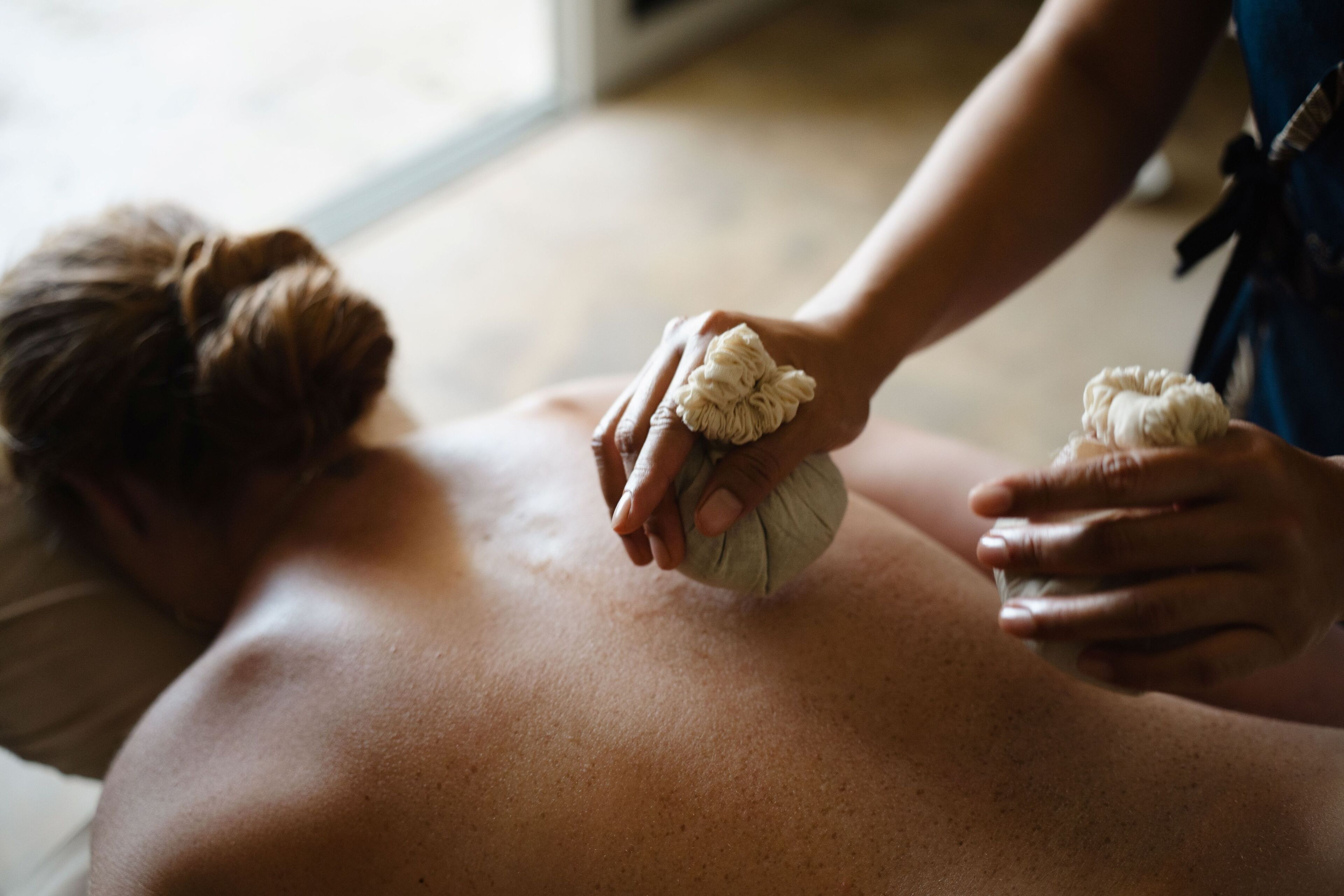 Couples treatment rooms, body treatments, hydrotherapy, aromatherapy