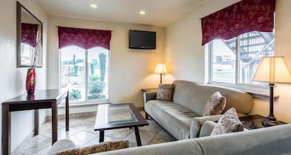 Econo Lodge Inn & Suites Searcy