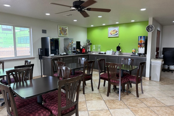 Desayuno completo incluido todos los días